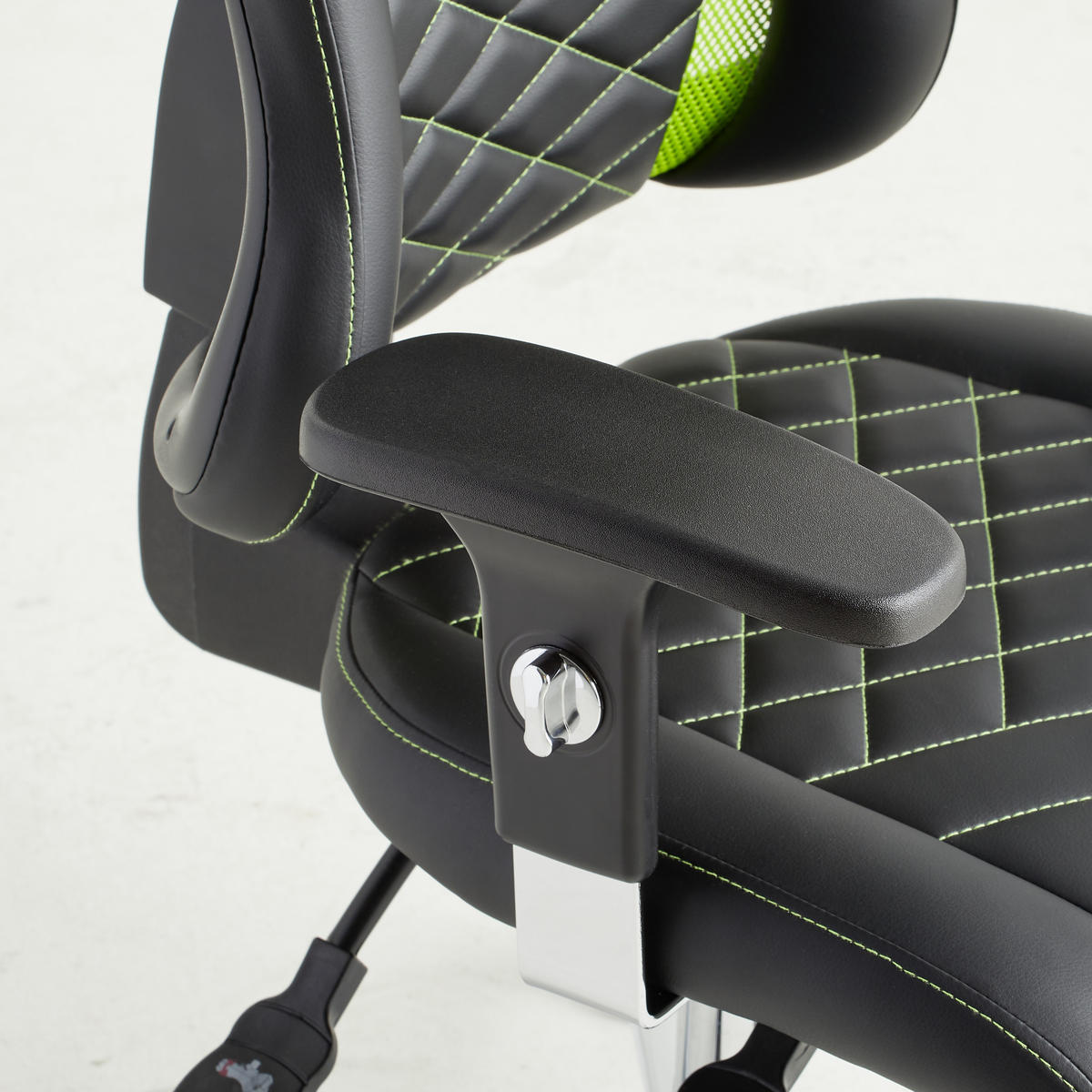 SCAUN DE GAMING ÎN NEGRU ȘI VERDE